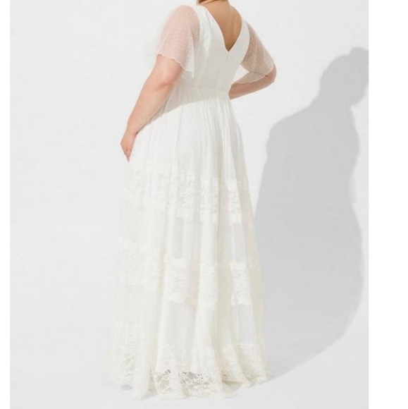 Torrid boho wedding gown - Picture 2 of 7